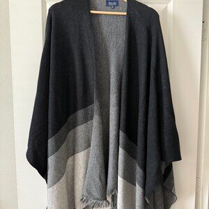 Splendid Shawl/Wrap/Poncho